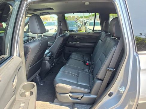 Used 2025 Honda Passport TrailSport image 22