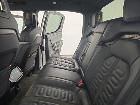 Used 2022 Rivian R1T Launch Edition AWD/4WD image 21