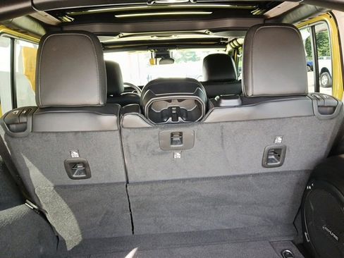 Used 2023 Jeep Wrangler Unlimited Rubicon 392 w/ Xtreme Recon 35" Tire Package image 16