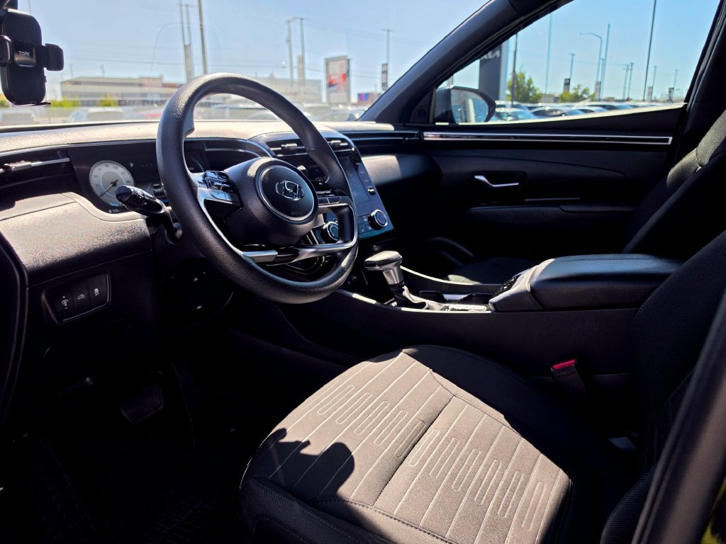 Used 2023 Hyundai Santa Cruz Night AWD/4WD image 11