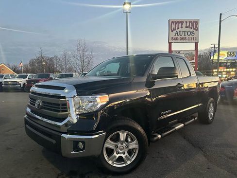Used 2015 Toyota Tundra SR5 image 1