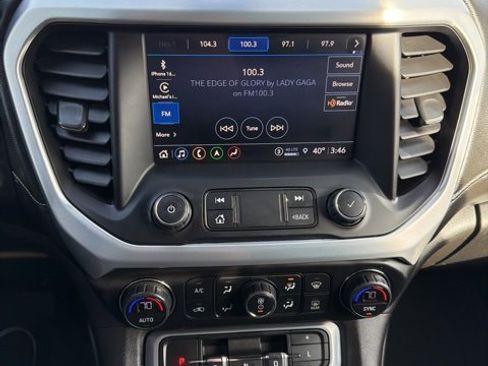 Used 2021 GMC Acadia SLT w/ Elevation Edition image 15