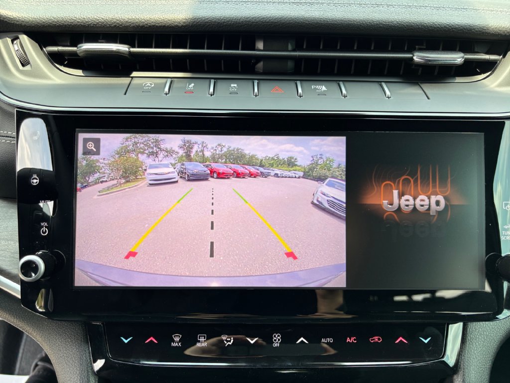 New 2026 Jeep Grand Cherokee Altitude AWD/4WD image 26