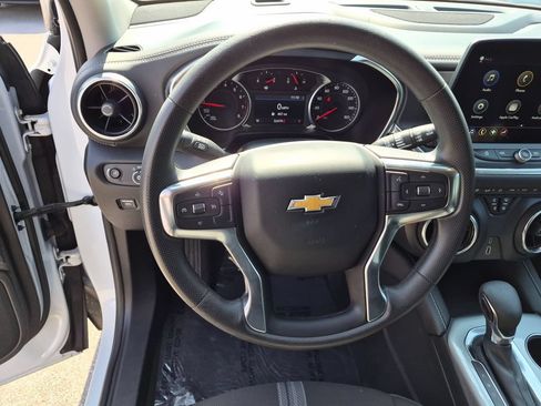 Used 2025 Chevrolet Blazer LT FWD image 22