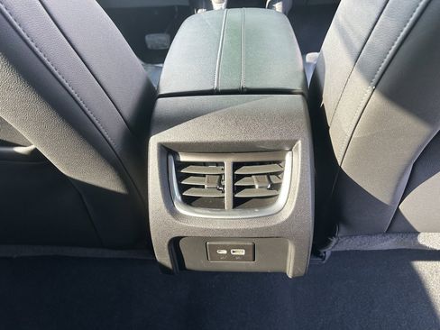 Used 2019 Chevrolet Blazer LT image 23