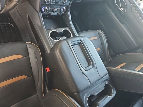 Used 2022 GMC Yukon XL AT4 w/ AT4 Premium Plus Package image 24