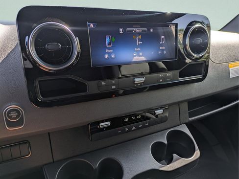 New 2026 Mercedes-Benz Sprinter 2500 image 5