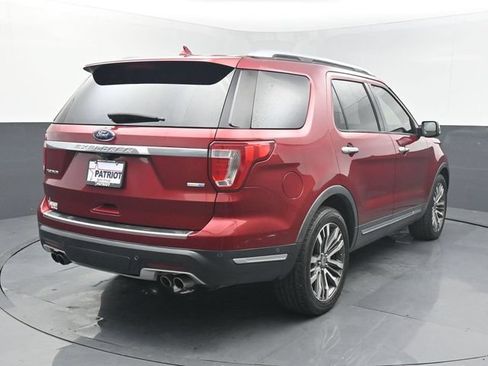 Used 2018 Ford Explorer Platinum AWD/4WD image 6
