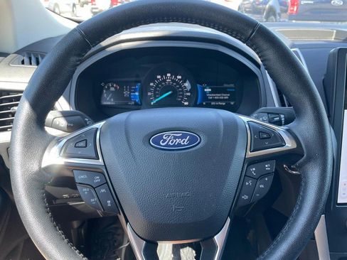 Used 2024 Ford Edge SEL image 23