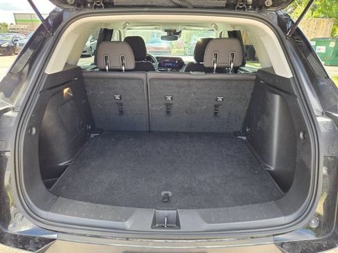 Used 2025 Chevrolet TrailBlazer LT AWD/4WD image 7