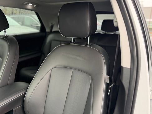 Used 2024 Hyundai Ioniq 5 Limited image 10