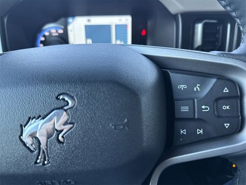 Used 2021 Ford Bronco Big Bend w/ Sasquatch Package image 27