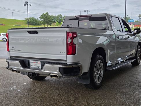 Used 2023 Chevrolet Silverado 1500 LTZ w/ LTZ Convenience Package II AWD/4WD image 5