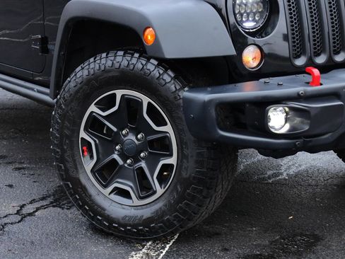 Used 2016 Jeep Wrangler Unlimited Rubicon image 3