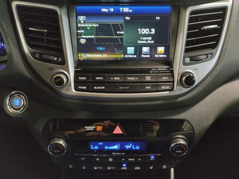 Used 2016 Hyundai Tucson Limited w/ Option Group 03 FWD image 25