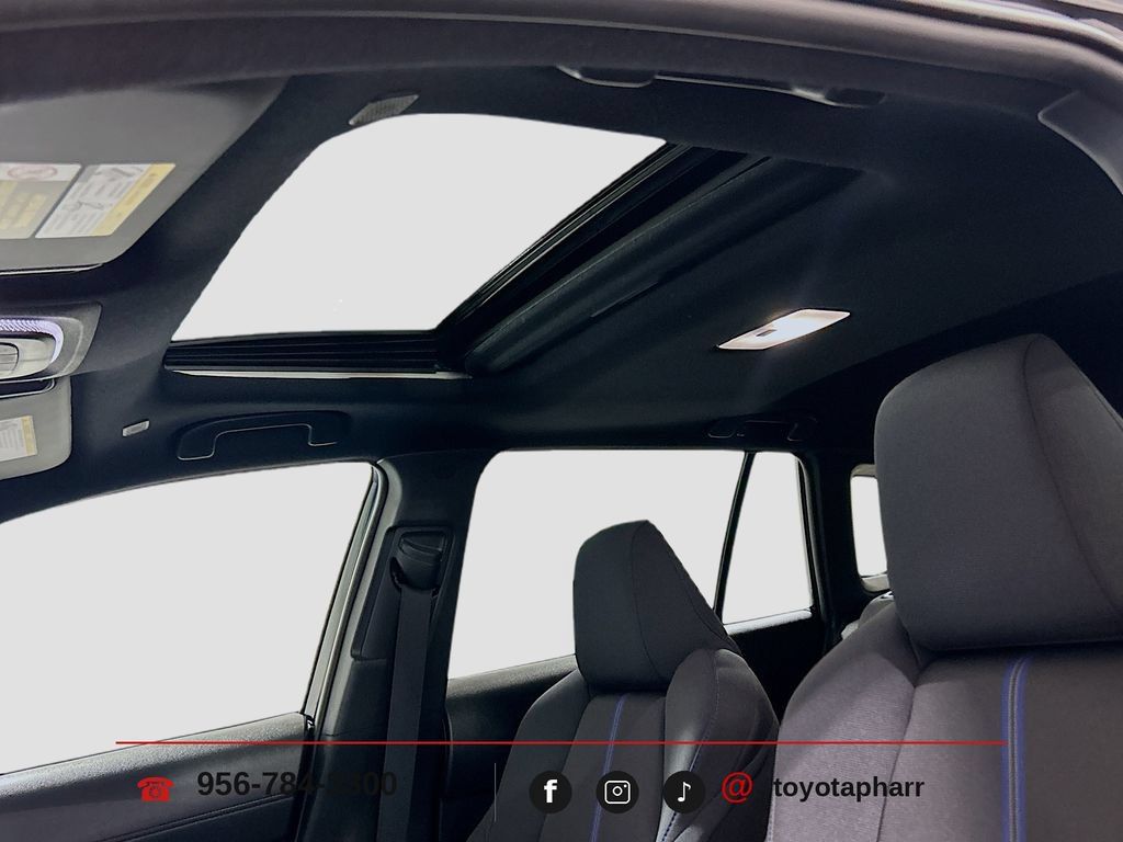 Used 2024 Toyota Corolla Cross AWD Hybrid w/ Moonroof Package image 19