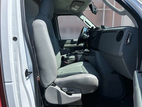 Used 2024 Ford E-350 and Econoline 350 Super Duty w/ Power Windows & Locks Group RWD image 29