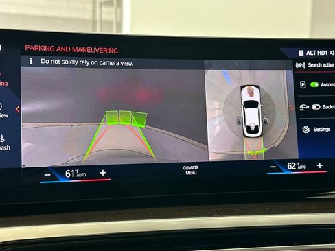 Certified 2023 BMW i4 eDrive40 w/ Premium Package RWD image 22