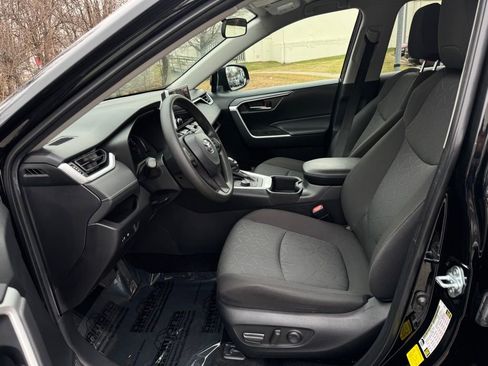 Used 2024 Toyota RAV4 AWD Hybrid image 15