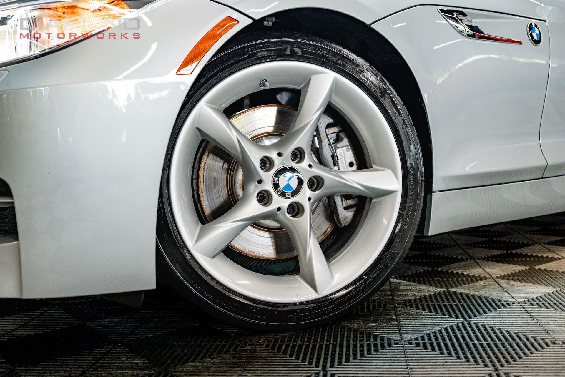 Used 2015 BMW Z4 sDrive35is RWD image 10