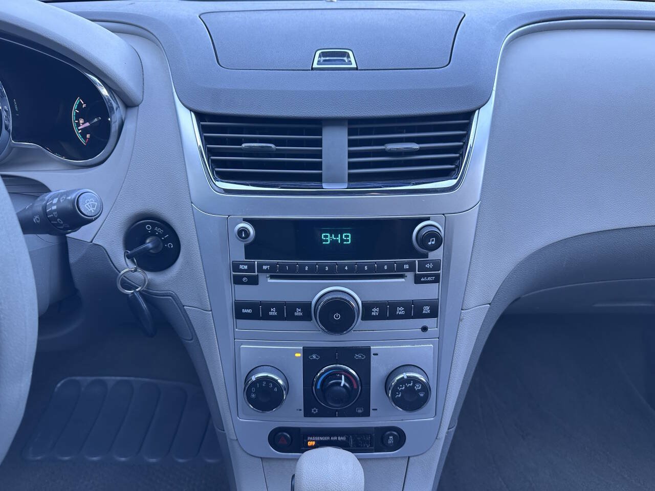 Used 2012 Chevrolet Malibu LS FWD image 14