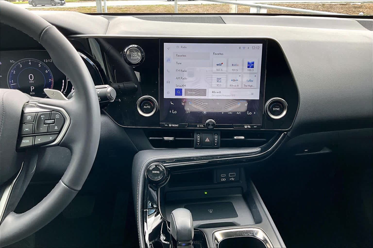 Used 2023 Lexus NX 250 FWD image 11