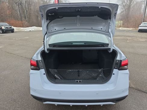 New 2025 Nissan Versa SR w/ Trunk Package image 25
