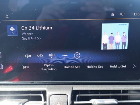 Used 2025 Chevrolet TrailBlazer LT AWD/4WD image 18