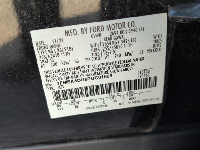 Used 2023 Ford Explorer XLT AWD/4WD image 41