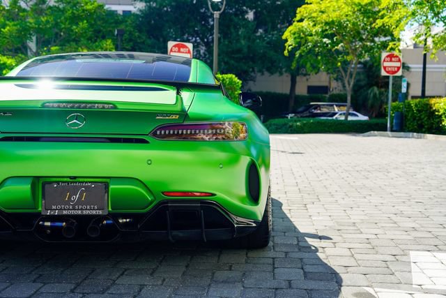 Used 2020 Mercedes-Benz AMG GT R image 24