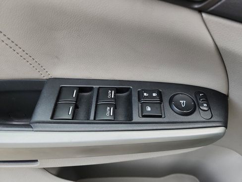 Used 2009 Honda Accord EX-L image 18
