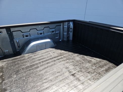 Used 2024 Chevrolet Silverado 1500 RST w/ Convenience Package II AWD/4WD image 7