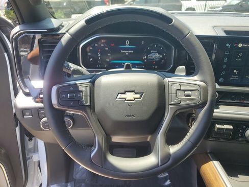 New 2026 Chevrolet Silverado 1500 High Country AWD/4WD image 30