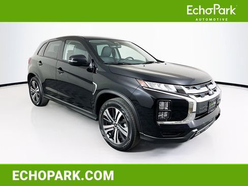 Used 2025 Mitsubishi Outlander Sport SE image 1