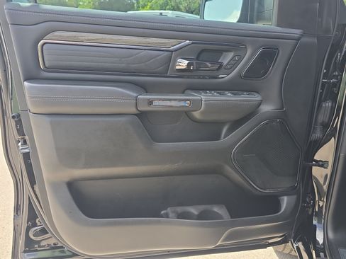 Used 2026 RAM 1500 Limited w/ Body Color Bumper Group AWD/4WD image 29