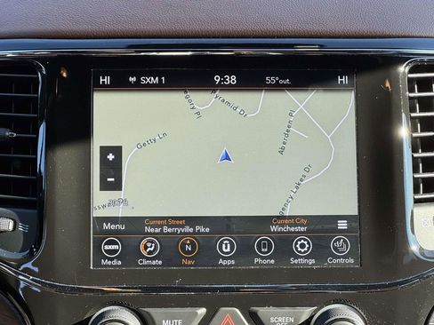 Used 2021 Jeep Grand Cherokee Summit image 3