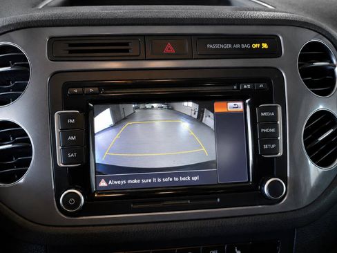 Used 2015 Volkswagen Tiguan S FWD image 27