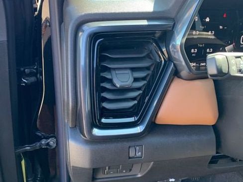 New 2026 GMC Canyon AT4 w/ Nightfall Essentials Package AWD/4WD image 17