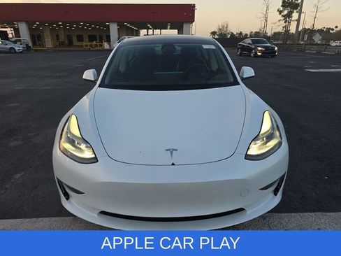Used 2023 Tesla Model 3 Standard Range image 3