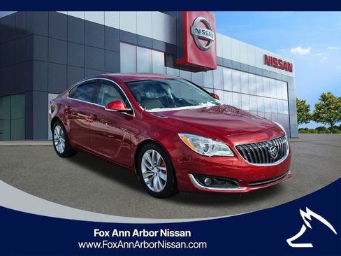 Used 2015 Buick Regal image 6