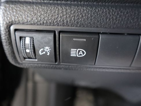 Used 2023 Toyota Corolla LE w/ Carpet Mat Package (TMS) FWD image 18