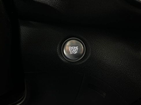 Used 2021 Hyundai Santa Fe SEL image 19