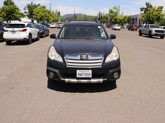 Used 2014 Subaru Outback 2.5i Limited w/ Moonroof Package AWD/4WD video 2
