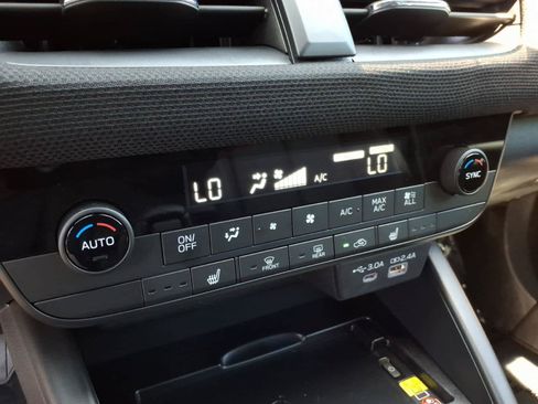 Certified 2026 Subaru Outback Premium AWD/4WD image 34