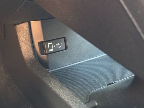 Used 2018 Honda Civic Touring image 42