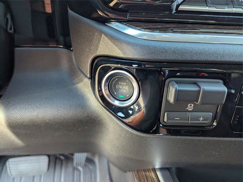 New 2026 GMC Sierra 1500 Elevation image 22