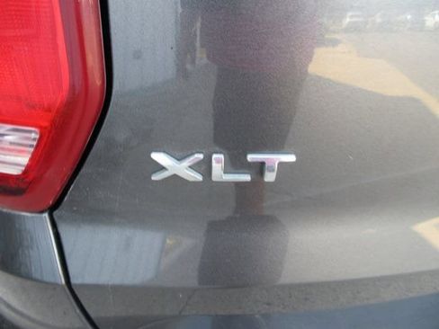 Used 2016 Ford Explorer XLT w/ Equipment Group 202A image 37