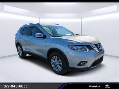 Used 2016 Nissan Rogue SV