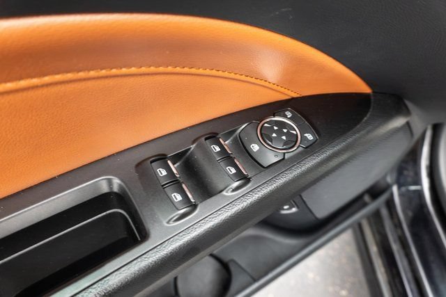 Used 2020 Ford Fusion Energi Titanium FWD image 19