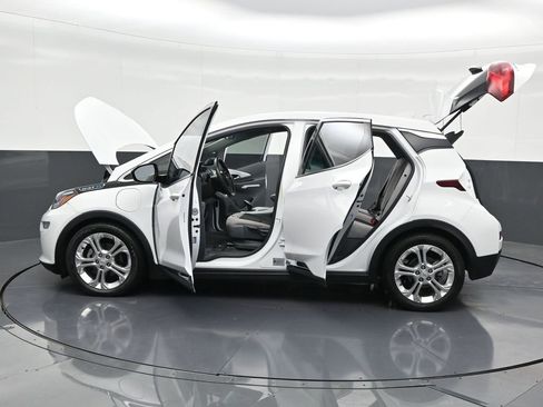 Used 2020 Chevrolet Bolt LT image 33